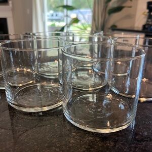 Set of 8 bath and body works 3 wick candle jars.